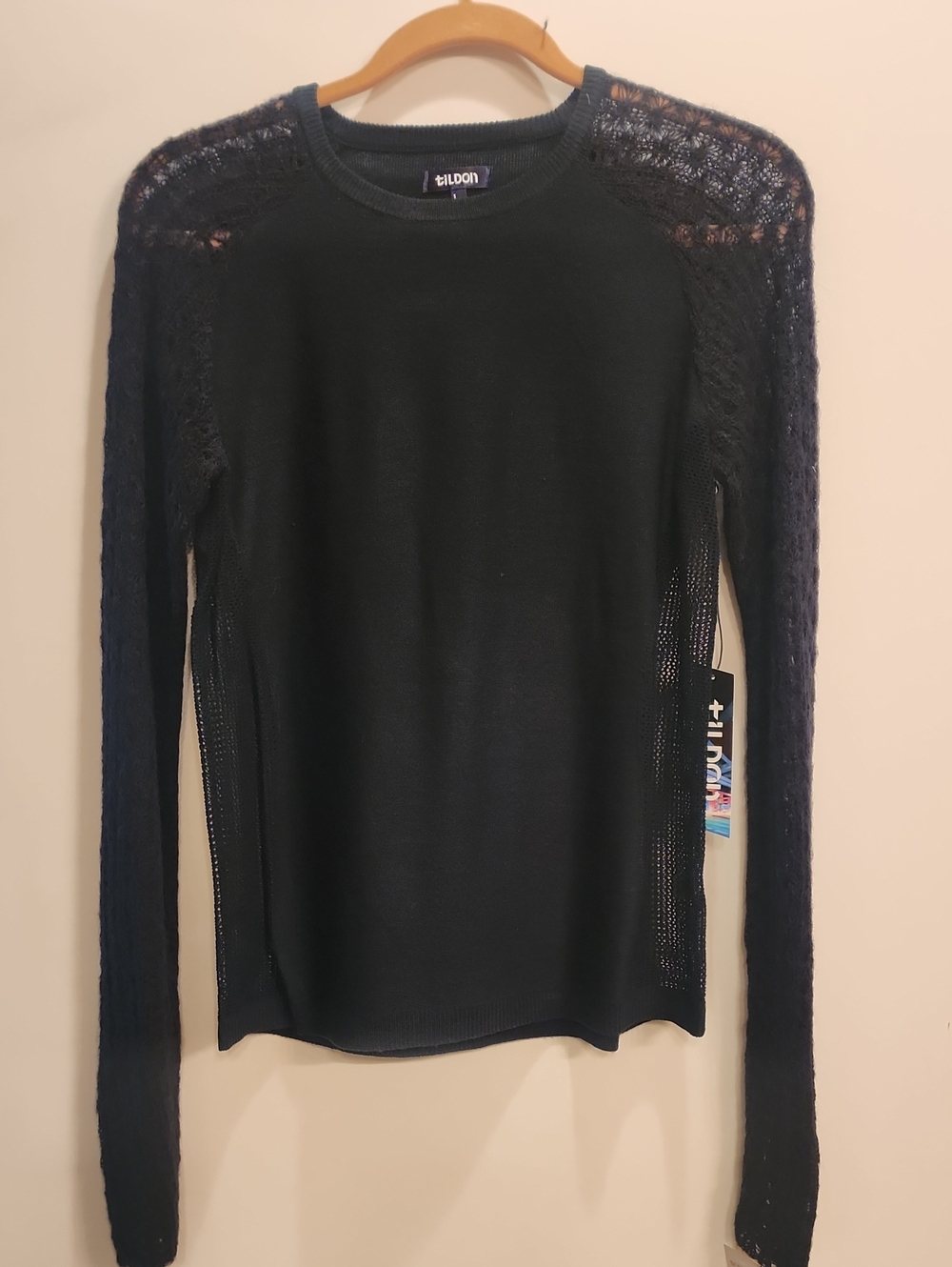 NWT Tildon Black Sweater Open Back Crochet Sleeves Small